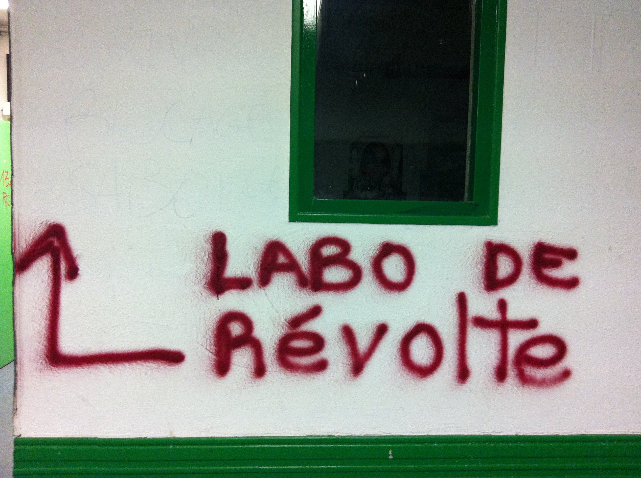 Graffiti-LaboDeRevolte
